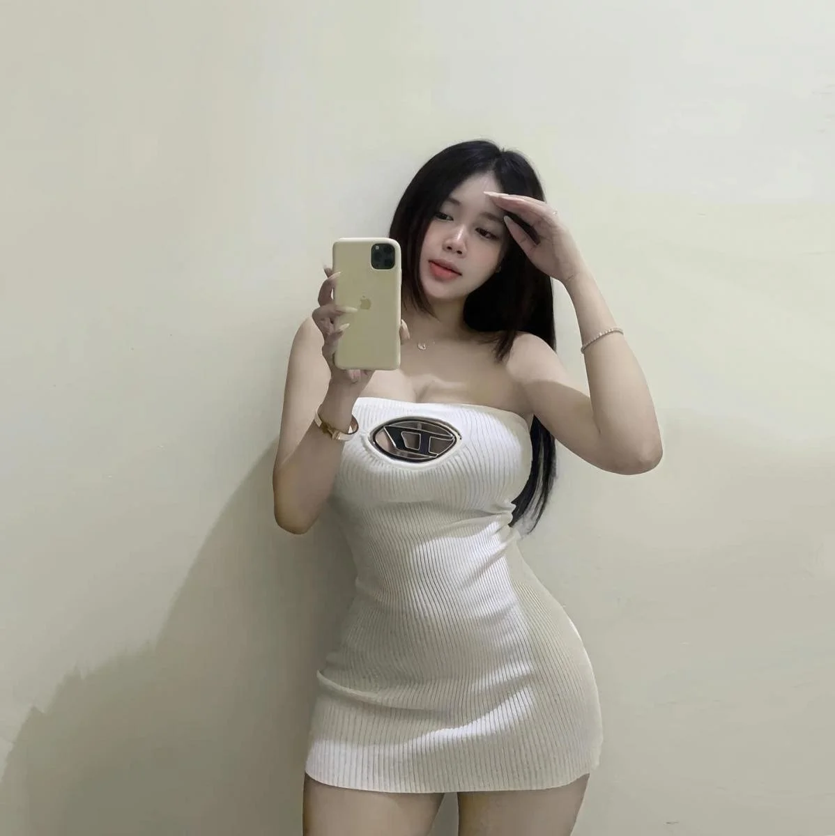 153+ Ảnh Nền Gái Xinh Đẹp Nhất 2026 | XinhVui