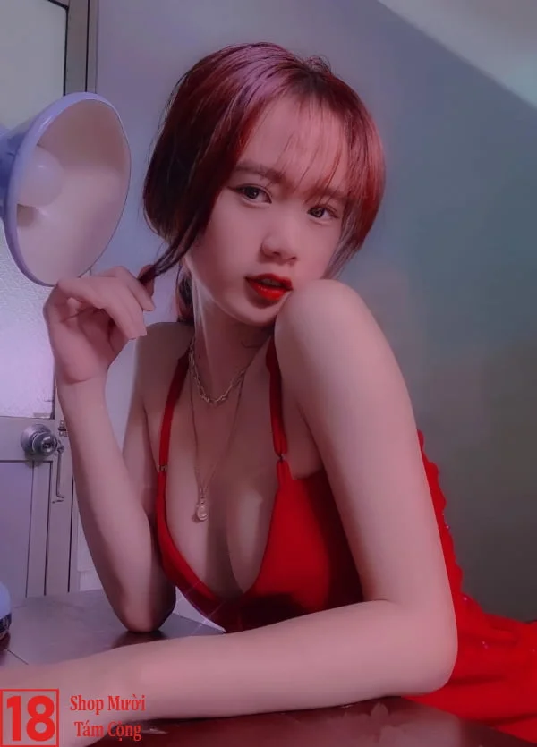 Gái Xinh Mặc đồ Hở Hang Khoe Vòng 1 Khủng (6)