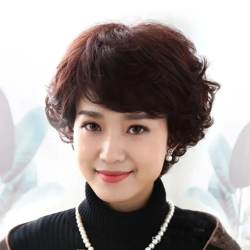 tóc ngắn tuổi trung niên