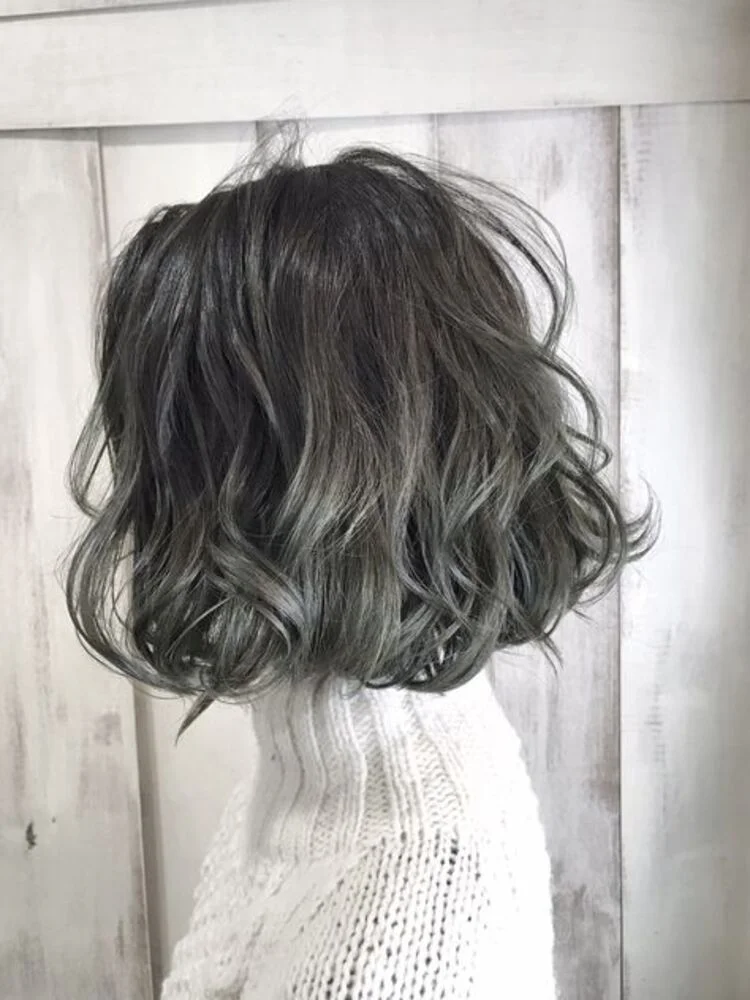 21 kiểu tóc uốn gợn sóng nhẹ nhàng, dễ thương và trendy | Yody