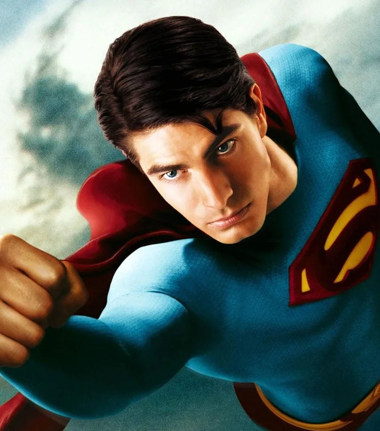 Hình nền máy tính ngầu với hình ảnh siêu nhân Superman bay trên bầu trời