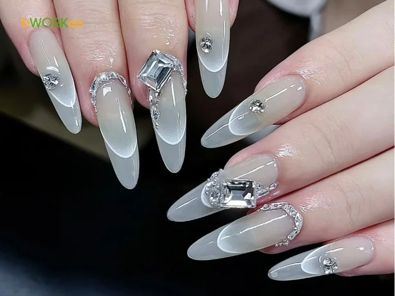 109+ Mẫu Nail Màu Trắng Đẹp, Sang Chảnh, Trendy, Tôn Da Tối Đa