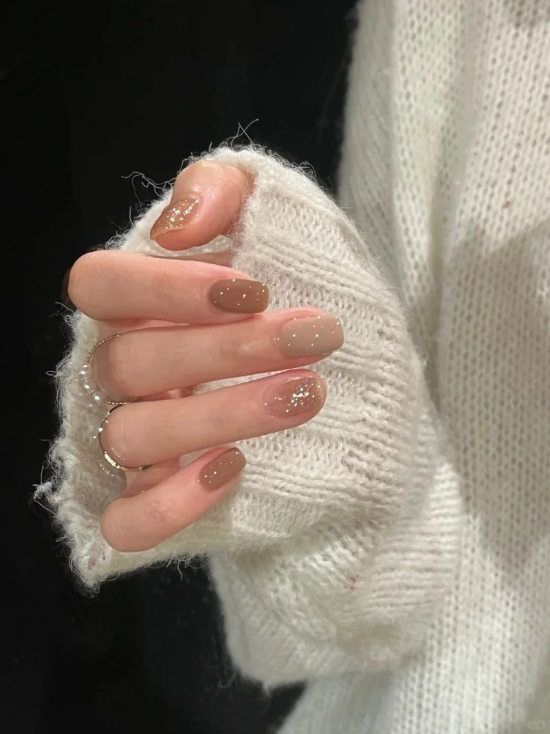 những mẫu nail đẹp cho móng ngắn (5)
