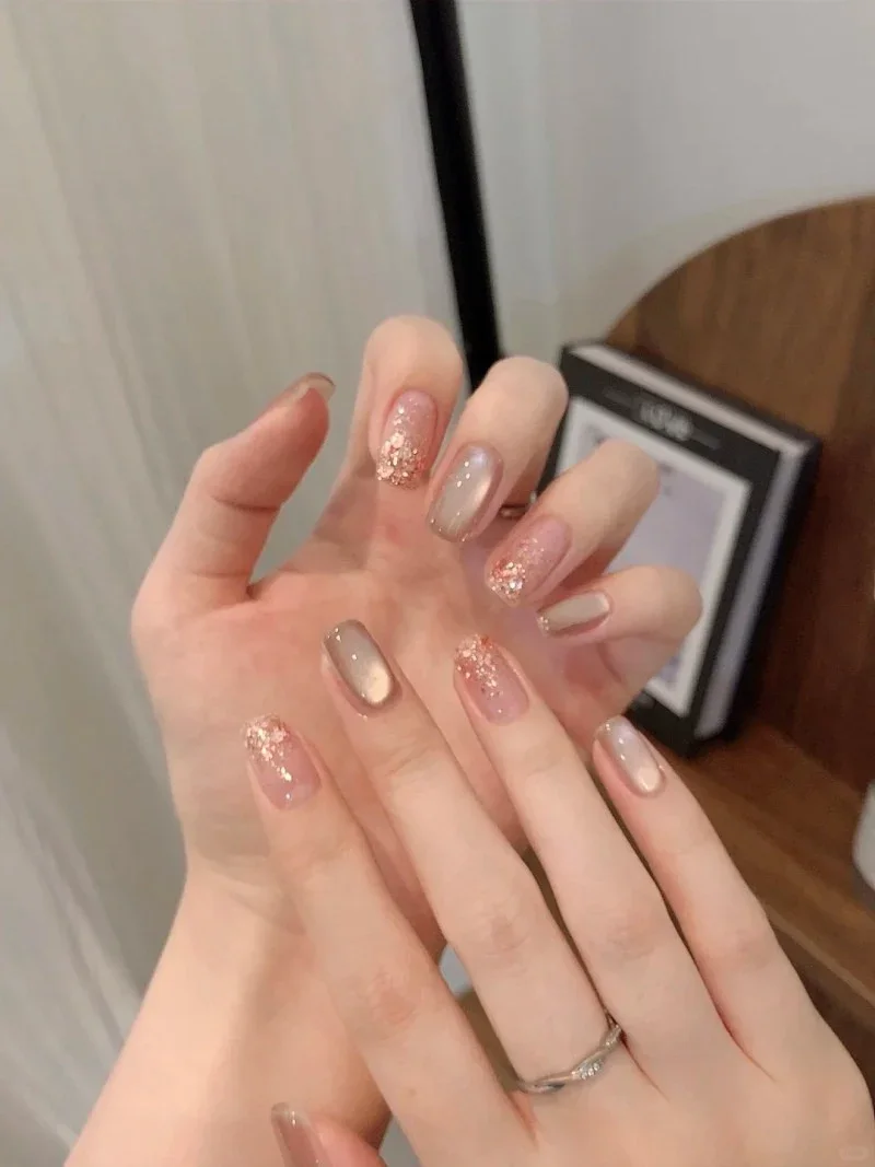 những mẫu nail đẹp cho móng ngắn (6)