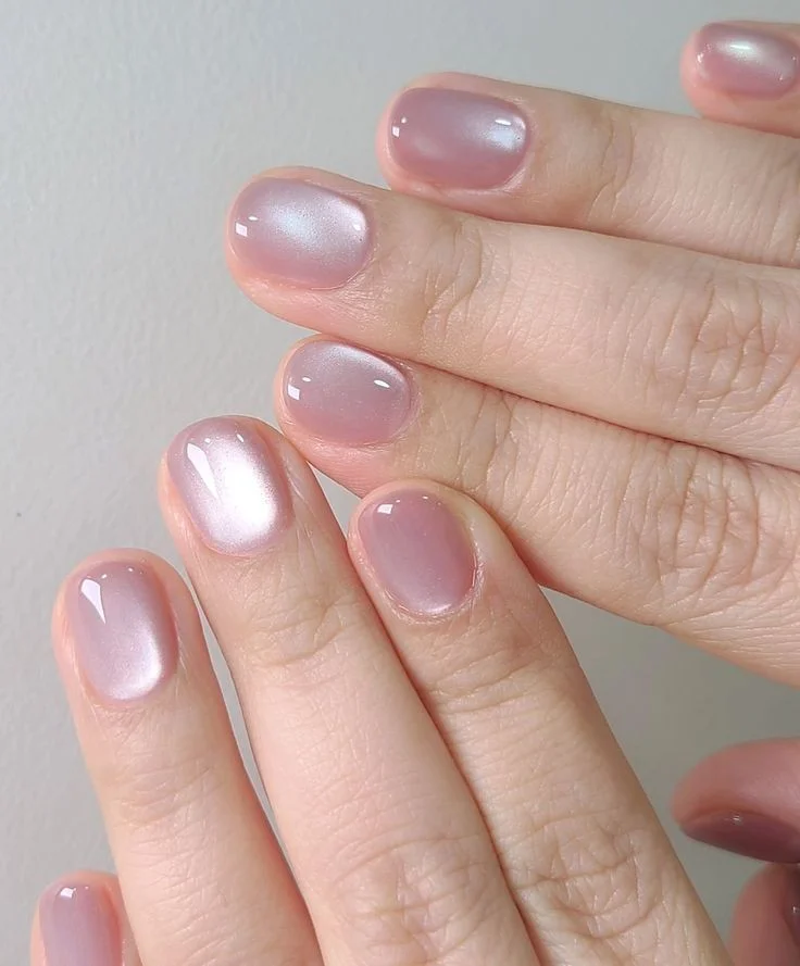 6 màu Nail mắt mèo hot nhất 2026 – Xu hướng làm đẹp được săn đón nhất - Mỹ phẩm Hồng Nhung