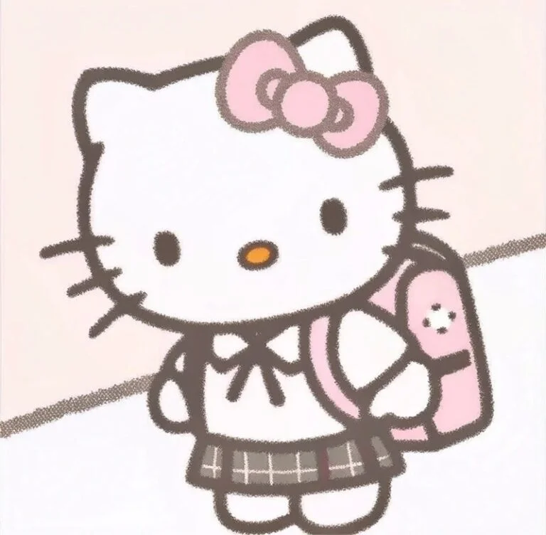 Hello Kitty đeo balo đi học