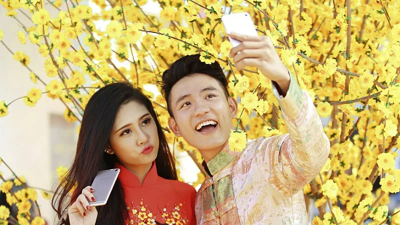 Top 5 chiếc smartphone giá rẻ camera tốt chụp ảnh ngày Tết