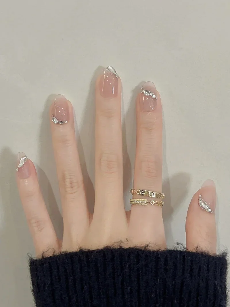 mẫu nail đính đá