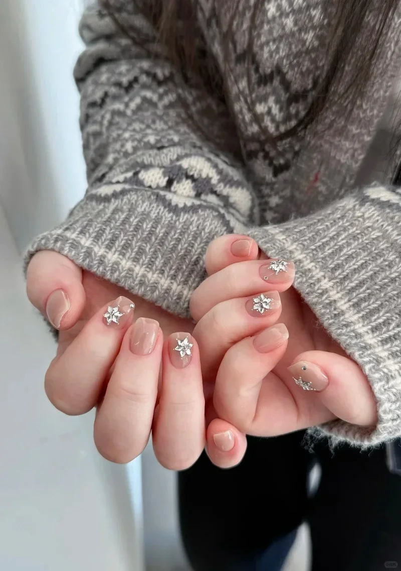 mẫu nail đính đá (3)